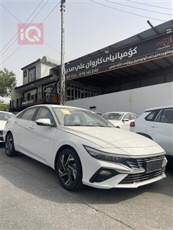 هیوندای ئەلەنترا